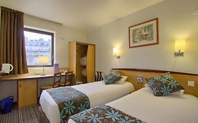 Timhotel Berthier Paris 17